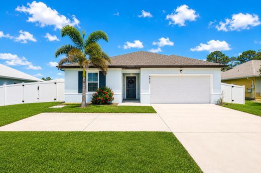 Villa in Port Saint Lucie, Saint Lucie County