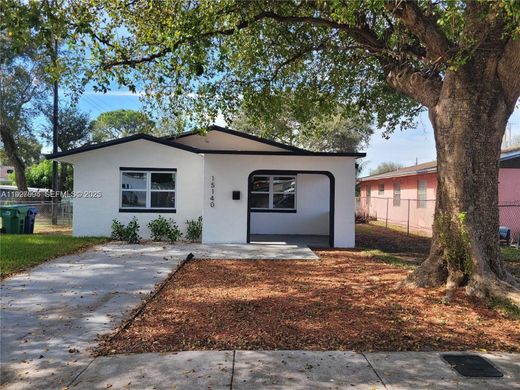 Villa en Miami Gardens, Miami-Dade County
