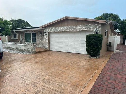 Βίλα σε Margate, Broward County