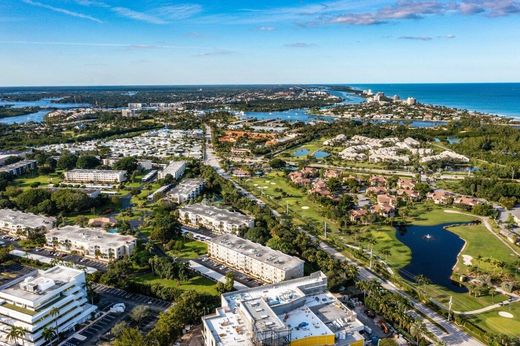 Residential complexes in Jupiter, Palm Beach