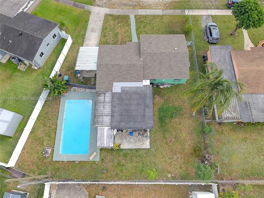 Villa a Miami Gardens, Miami-Dade County