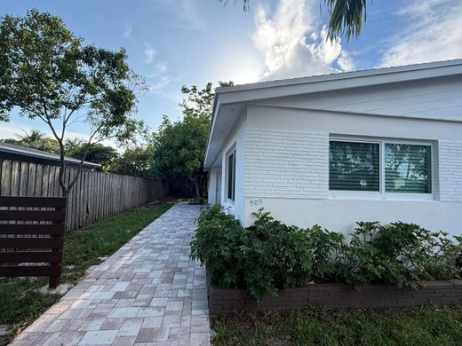 Residential complexes in Pompano Beach, Broward County