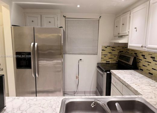 Complexos residenciais - Hialeah, Miami-Dade County