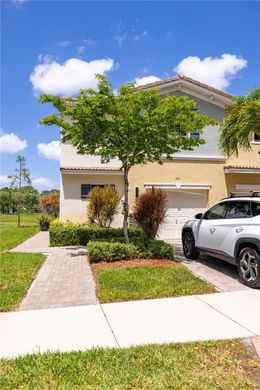 Townhouse in Miami, Miami-Dade