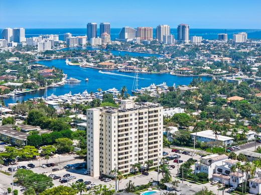 Residential complexes in Fort Lauderdale, Broward County