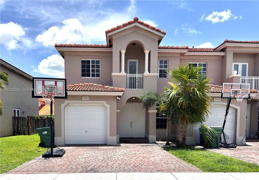 Townhouse in Miami, Miami-Dade