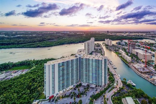 Komplex apartman Sunny Isles Beach, Miami-Dade County