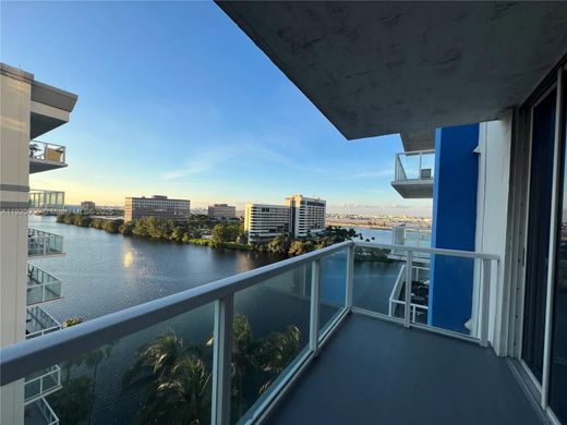 Жилой комплекс, Майами, Miami-Dade County