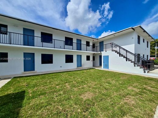 Komplex apartman Miami, Miami-Dade County
