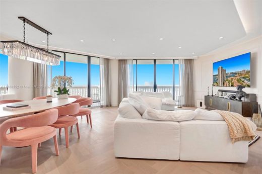 Residential complexes in Aventura, Miami-Dade