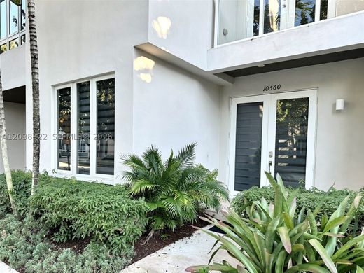 Таунхаус, Doral, Miami-Dade County