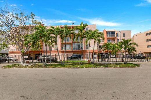 Wohnkomplexe in Hialeah, Miami-Dade County