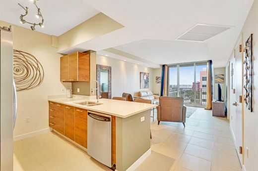 Жилой комплекс, West Palm Beach, Palm Beach County