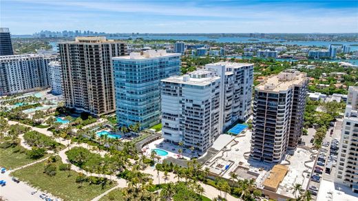 Жилой комплекс, Bal Harbour, Miami-Dade County
