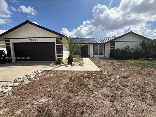 Villa - Fort Myers, Lee County