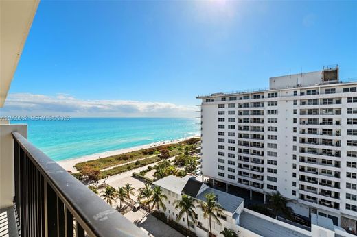 Residential complexes in Surfside, Miami-Dade