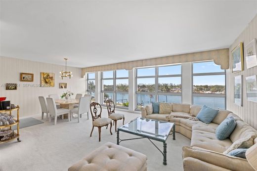 Complexes résidentiels à Miami Beach, Comté de Miami-Dade