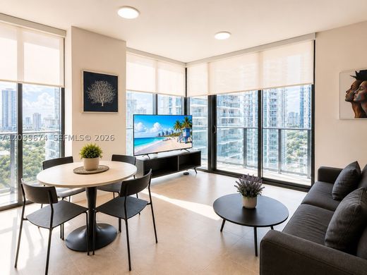 Residential complexes in Miami, Miami-Dade