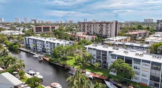 Residential complexes in Pompano Beach, Broward County