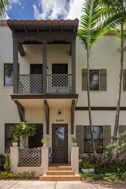 Casa di città a Doral, Miami-Dade County