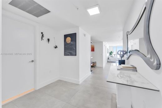 Wohnkomplexe in Sunny Isles Beach, Miami-Dade County