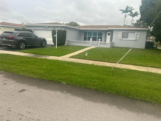 Villa in Lauderdale Lakes, Broward County