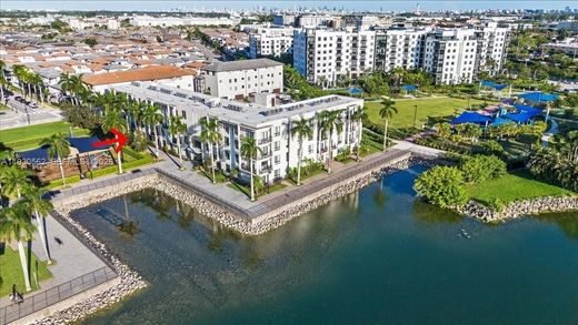 Residential complexes in Doral, Miami-Dade