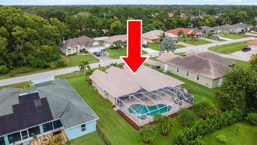 Villa Port Saint Lucie, Saint Lucie County