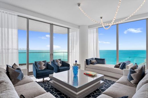 Kamienica w Sunny Isles Beach, Miami-Dade County