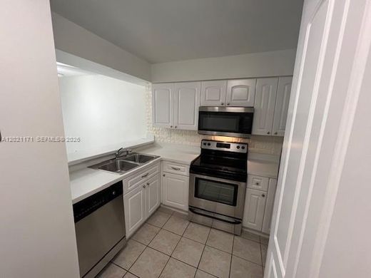 Kamienica w Miami Lakes, Miami-Dade County