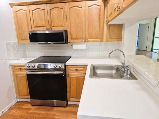 Complexos residenciais - Miami, Miami-Dade County