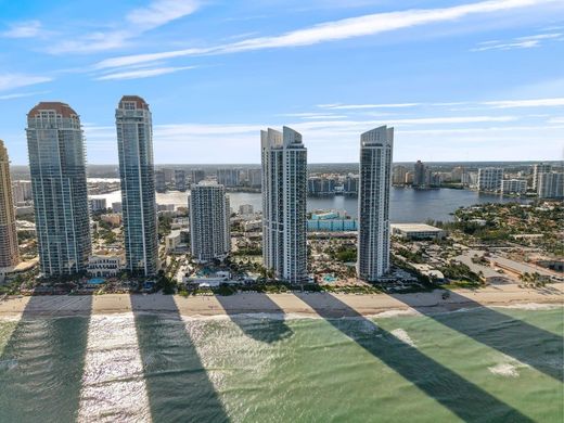 Residential complexes in Sunny Isles Beach, Miami-Dade