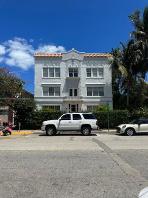 Complexes résidentiels à Miami Beach, Comté de Miami-Dade