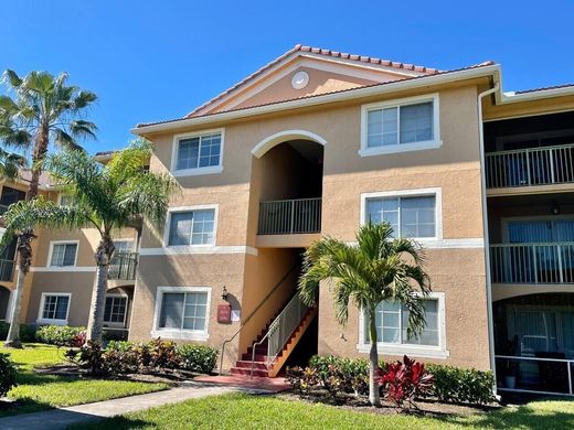 Residential complexes in Jensen Beach, Martin County