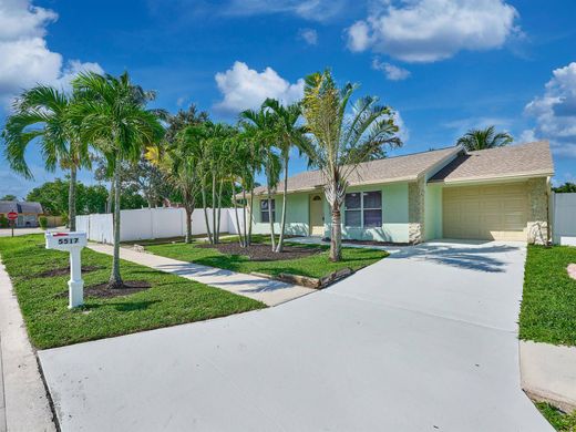 Villa in Lake Worth, Palm Beach County