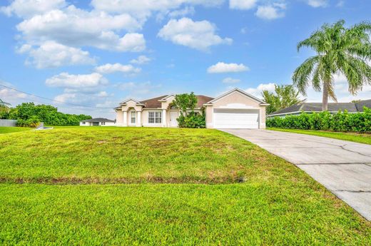 Villa in Port Saint Lucie, Saint Lucie County