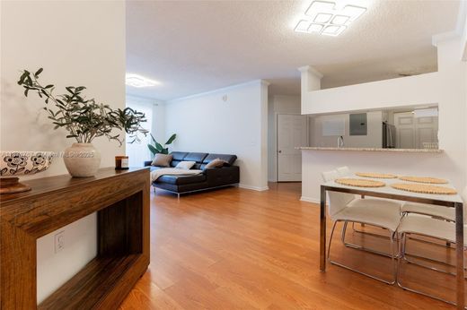 Residential complexes in Sunny Isles Beach, Miami-Dade