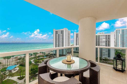 Жилой комплекс, Hallandale Beach, Broward County