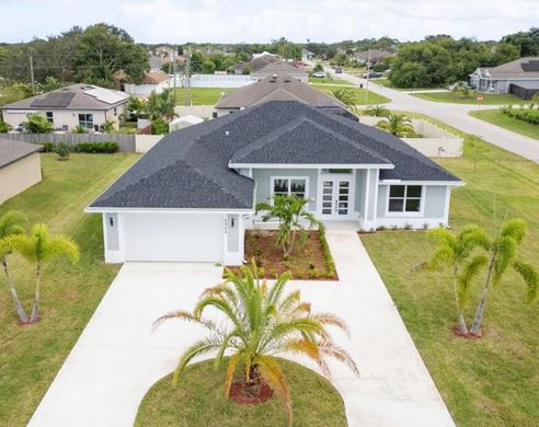 Villa in Port Saint Lucie, Saint Lucie County