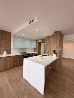 Komplex apartman Aventura, Miami-Dade County