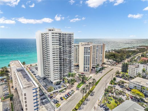 Complexes résidentiels à Hallandale Beach, Comté de Broward