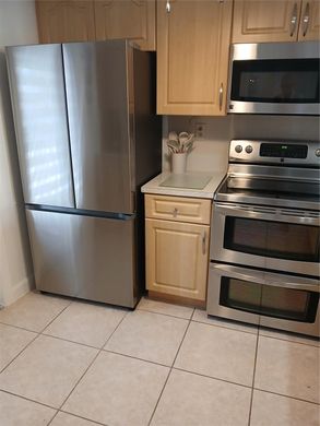 公寓楼  Hallandale Beach, Broward County