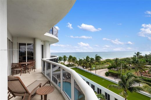 Complesso residenziale a Bal Harbour, Miami-Dade County