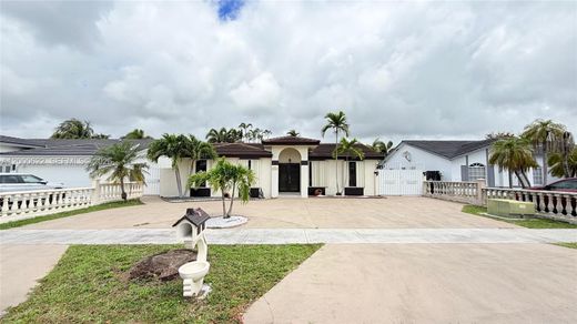 Willa w Miami, Miami-Dade County