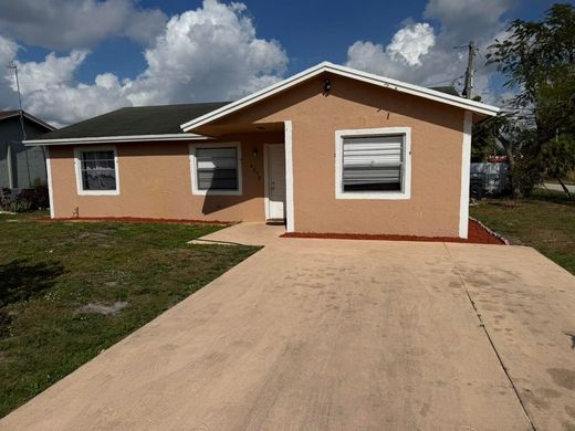 Villa in Lake Worth, Palm Beach