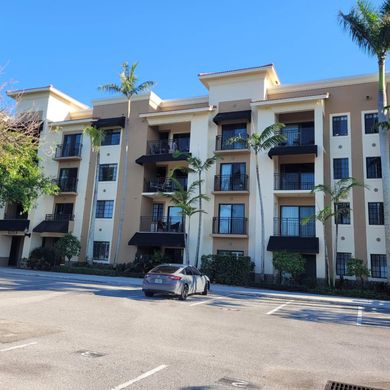 Residential complexes in Palm Beach Gardens, Palm Beach