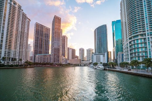 Wohnkomplexe in Miami, Miami-Dade County