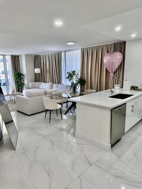 Complesso residenziale a Hallandale Beach, Broward County