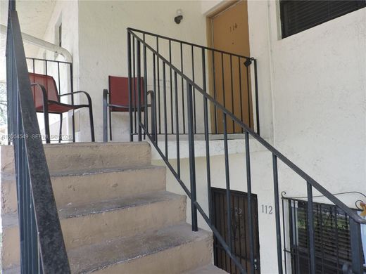 Complexes résidentiels à Miami, Comté de Miami-Dade