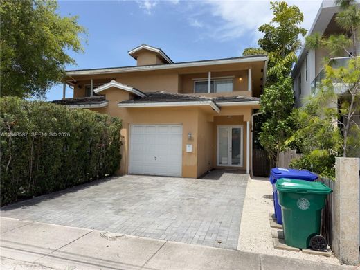 Townhouse in Miami, Miami-Dade